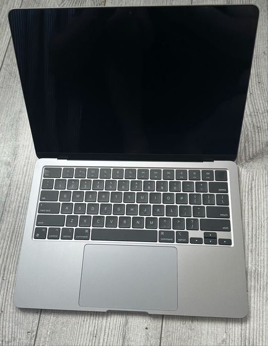Apple MacBook Air m2 16 256