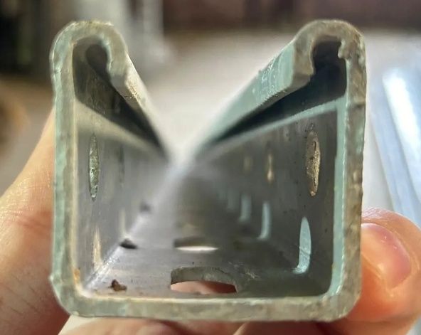 Профіль для сонячних панелей оцинкований  41*41*1.5мм