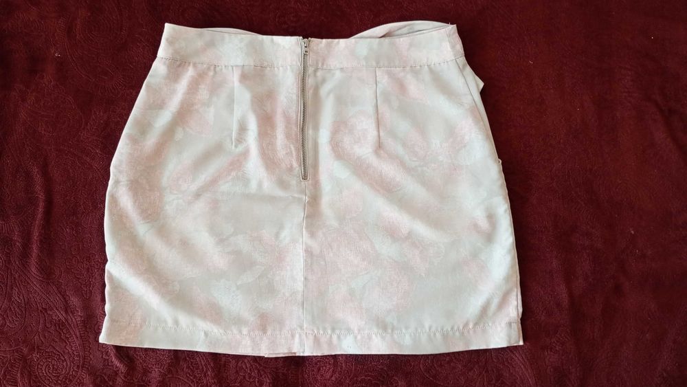 Sprzedam spódnicę mini H&M