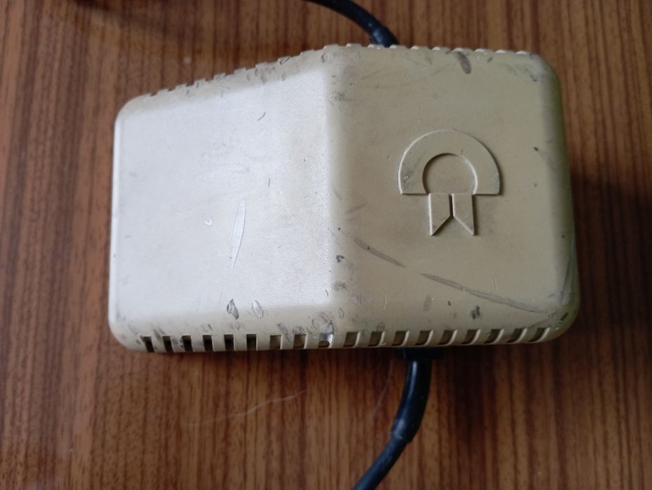 Zasilacz do Commodore 64
