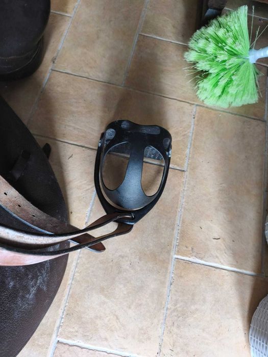 Selim de Montar a cavalo – Praticamente Novo