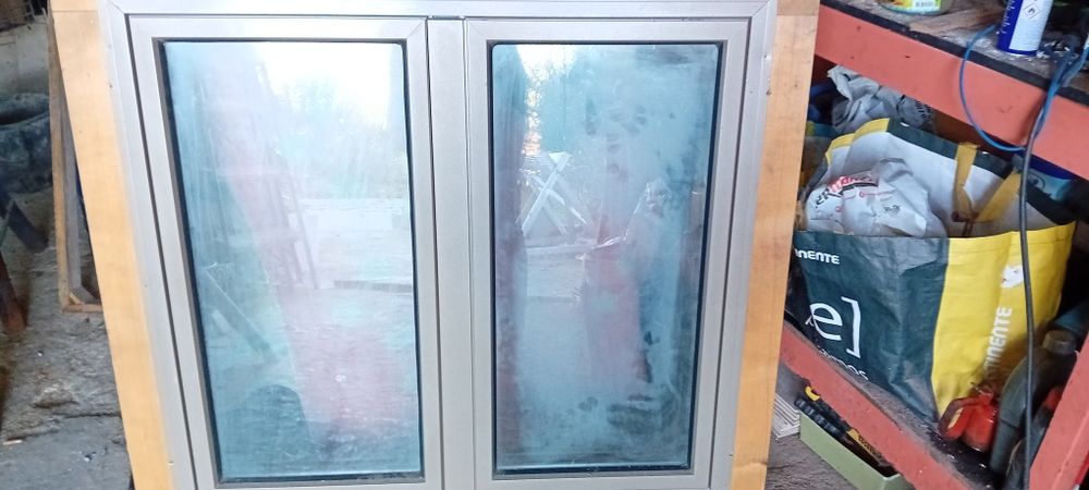 Selling Window (Like New)64284976796418120