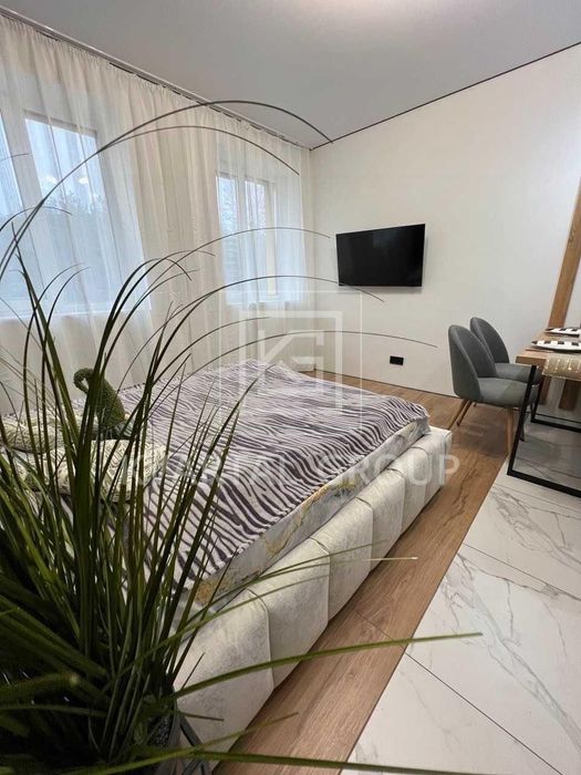 Без комісії. Нова студія з ремонтом. ЖК Молодість