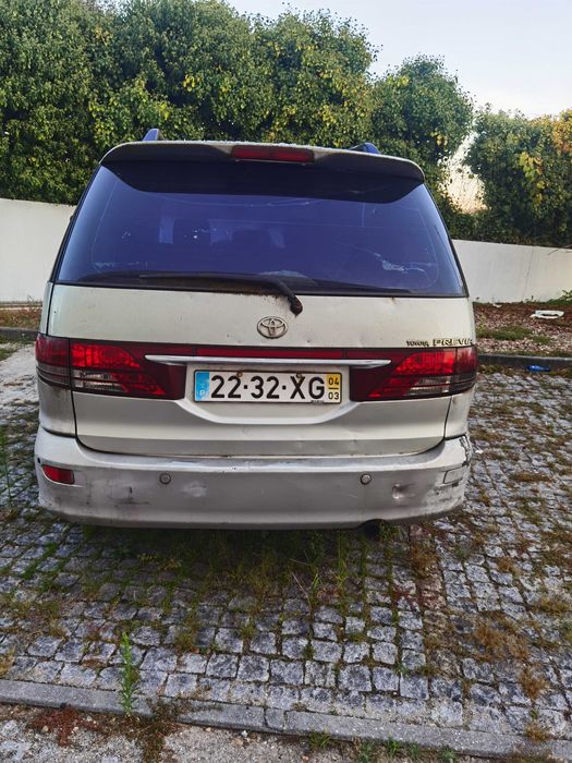 Carrinha Toyota Previa