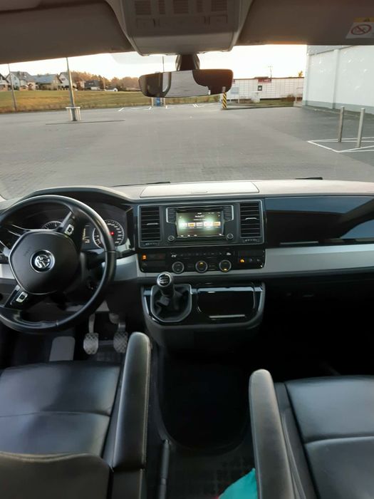 VW Caravelle Highline 2016 rok