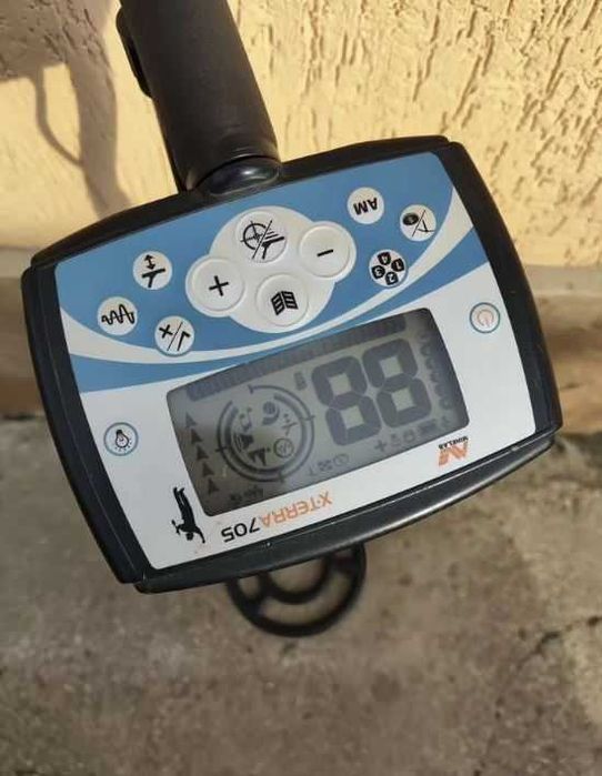 Металошукач бу Майнлаб х-терра Minelab x-terra 705