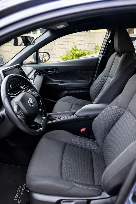 Toyota CHR Hybrido.  64.000klm    GARANTIA até 2032