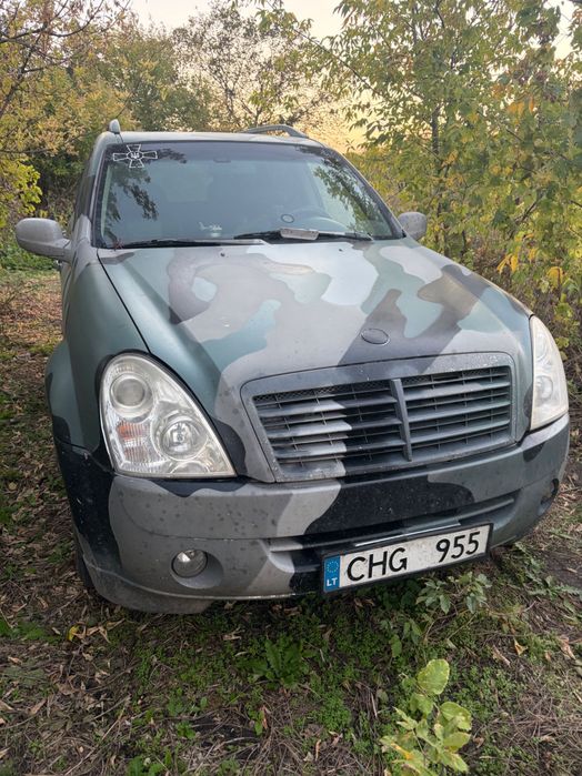 Санг йонг РЕКСТОН