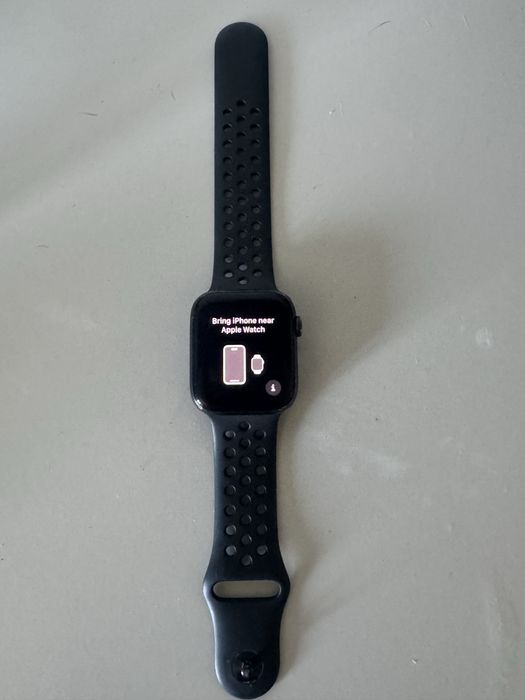 APPLE Watch SE Nike preto