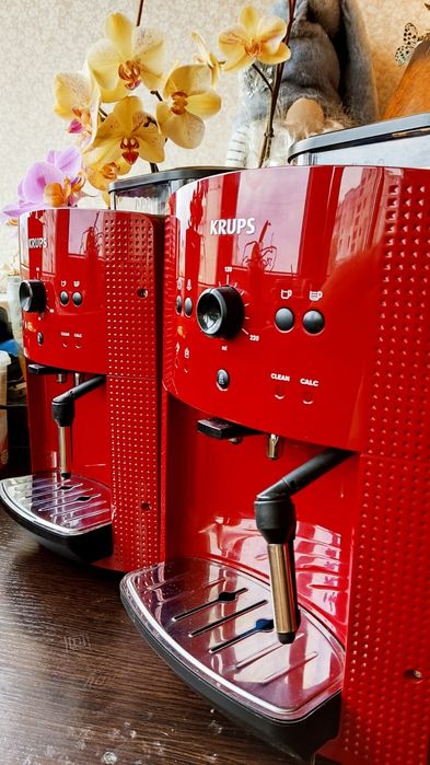 Кавомашина Krups EA81* - Автоматична кавоварка