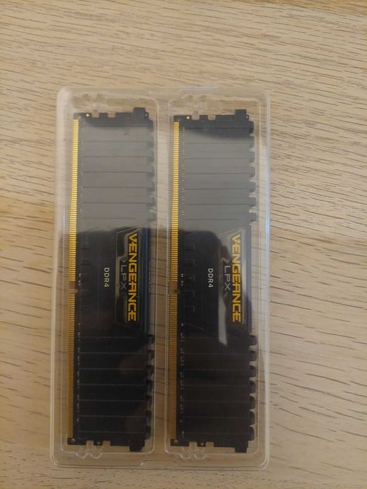 Memoria RAM Corsair 16GB Vengeance LPX DDR4 3200MHz CL16 (2x8gb)