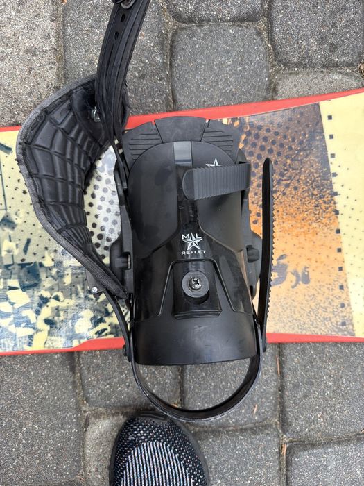 Deska snowboard head rental