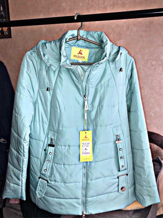 Куртка жіноча/S(о/г 90 ; о/c 108; д/р60)