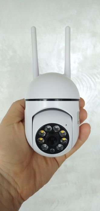 Бездротова поворотна WiFi камера відеонагляду вулична (Нова)