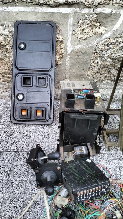 Crt e Material arcade