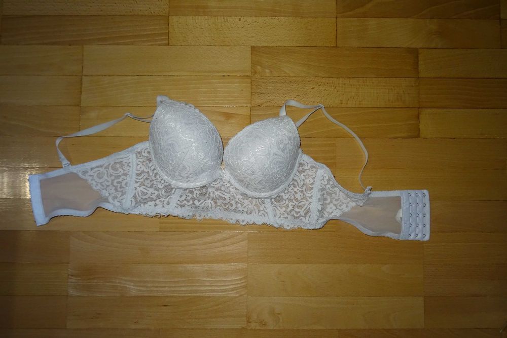 Biustonosz 75 C biały