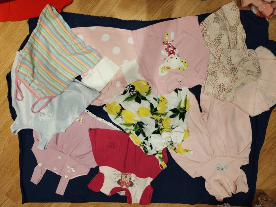 Віддам одяг на дівчинку від 0 до 9міс  (80 р)