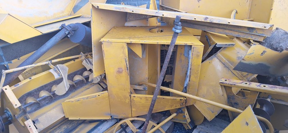 Sampo 580,680,Mf 16,Mf20 części heder,silnik valmet 3 cyl, sieczkarnia skrzynia,dzwon,klawisz,koło 16,9x26,1000x20
