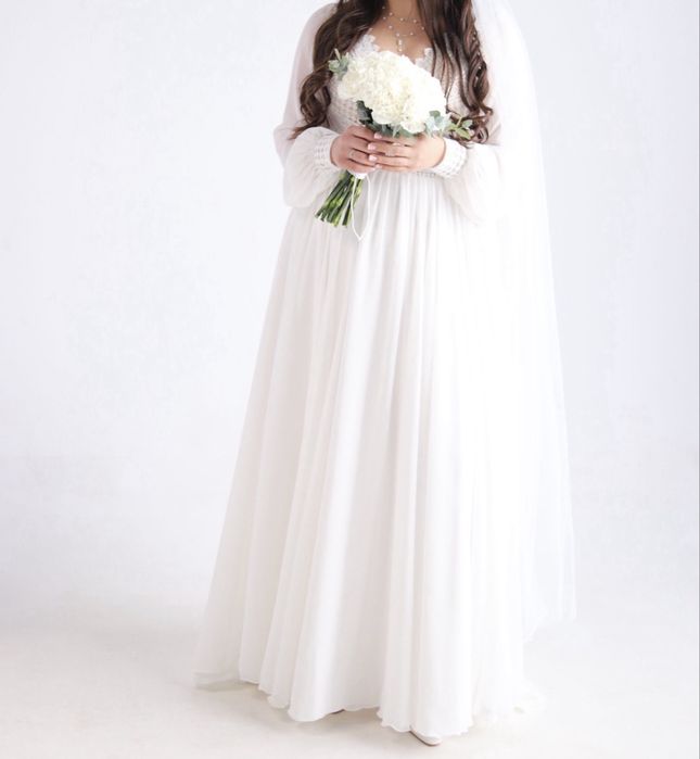 Розкішна весільна сукня  в Українському стилі в ідеальному стані !