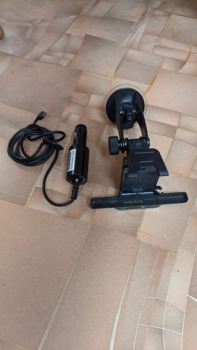 Продам автокрепление+зарядное для регистратора Mio,модель PCR-100