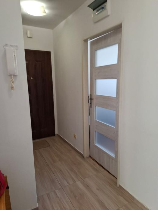 Wynajen Mieszkania w bloku - Widok 4