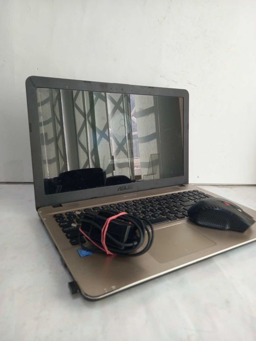 Ноутбук Asus X541NA