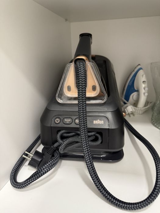 Праска с парогенератором парова станція Braun