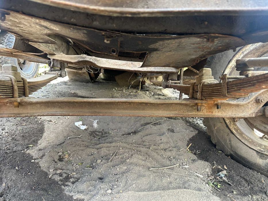 ГАЗ-52  газон   .