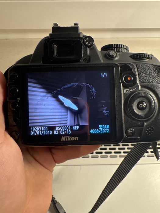 NIKON D3100 - obiektyw