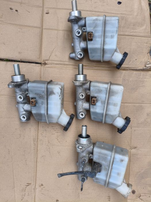 Головний тормозний циліндр Хюндай Тюксон, Hyundai Tucson