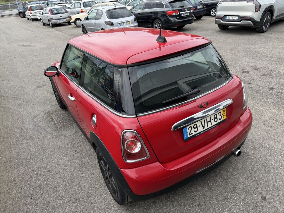 Mini Cooper 1.6D 110CV 6v425087861963499522