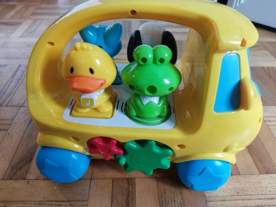Autobus Smiki Navystar sorter z dźwiękami zwierząt i muzyką