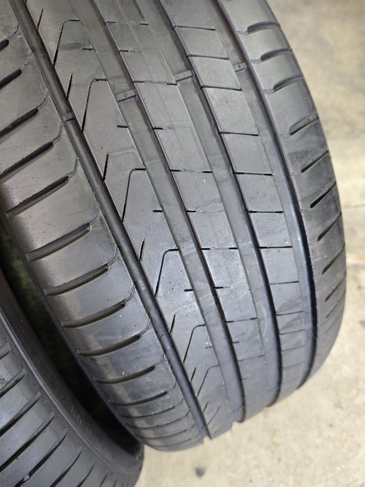 255/45/20 Michelin/Pirelli
