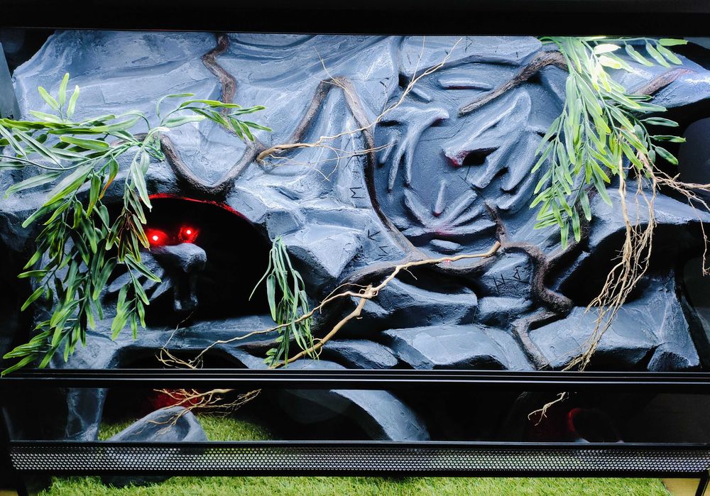 Terrarium dla fana mitologii słowiańskiej wilk gekona AquaWaves TW44MS