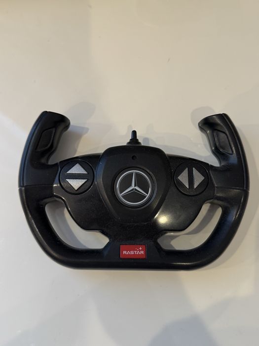 Машинка Mercedes-AMG GT3 на радіокеруванні