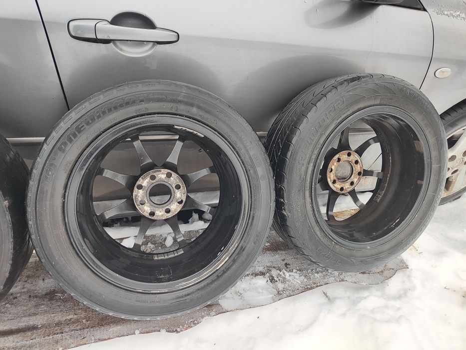 Продам.   тітани