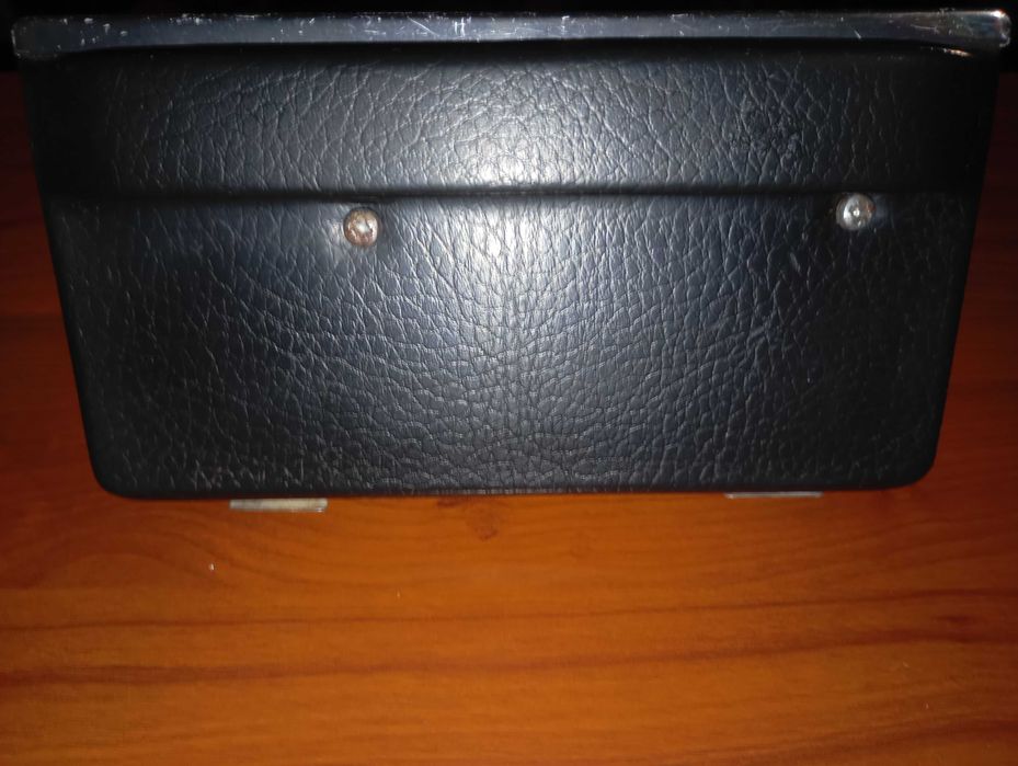 Vendo Peças Originais Mercedes-Benz W114 / W115 (1968-1976)