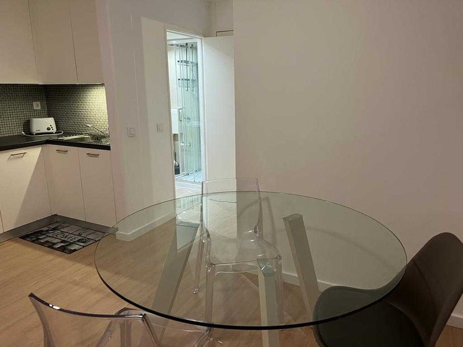 Alugo T1 Lisboa junto Expo