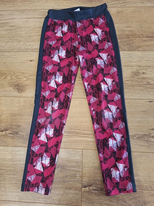 Sukienka na lato dla dziewczynki rozmiar 134 plus  legginsy