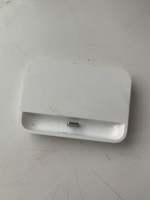 док-станция (подставка) Apple