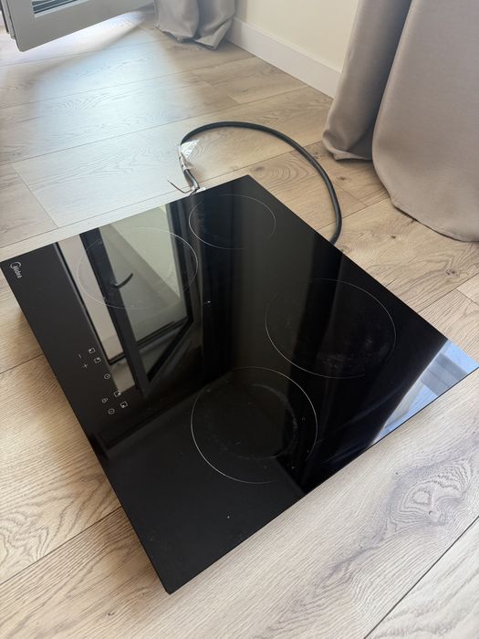 Płyta grzewcza ceramiczna MIDEA MC-6F6004R242 indukcja