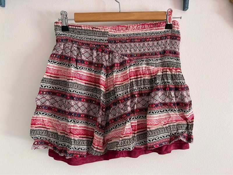 Saia - Bershka -  Tamanho M