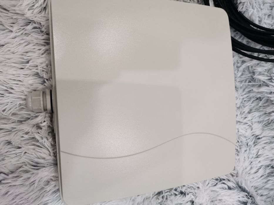 Router ZTE MF258 + antena na kartę sim stan bardzo dobry