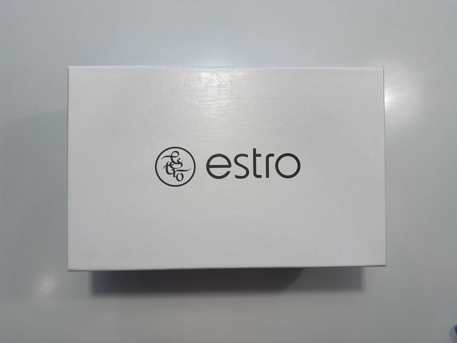 Білі туфлі шкіряні на каблуку estro 37р