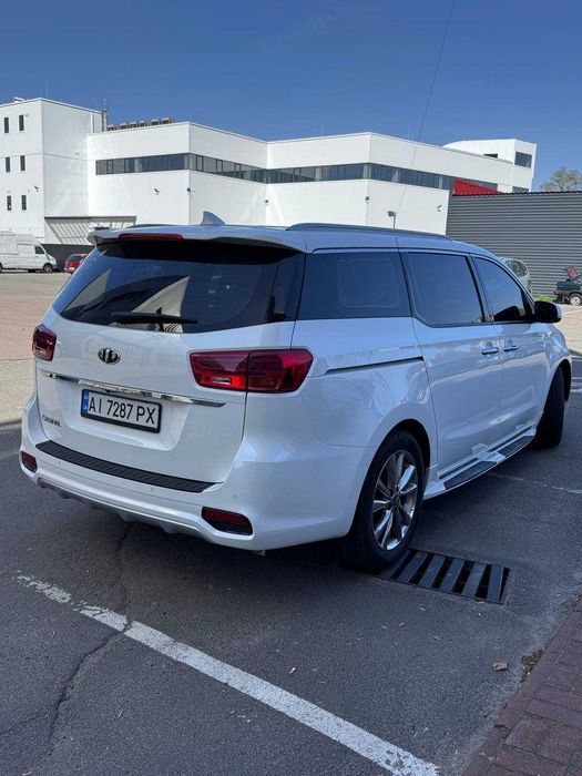 2019 Kia Carnival 2.2 дизель