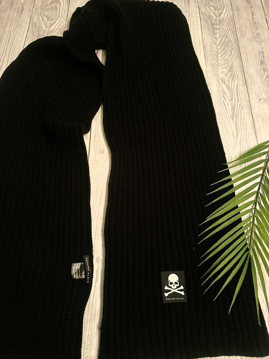 Шарфы Philipp Plein, Armani, Ferre