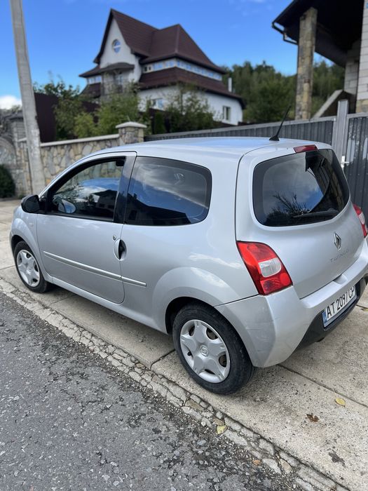 Renault  twingo 2011 1.2 бензин економна