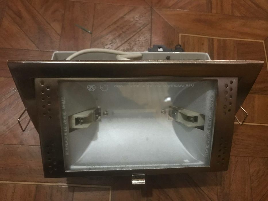 Накладний для металогалогенноī лампи