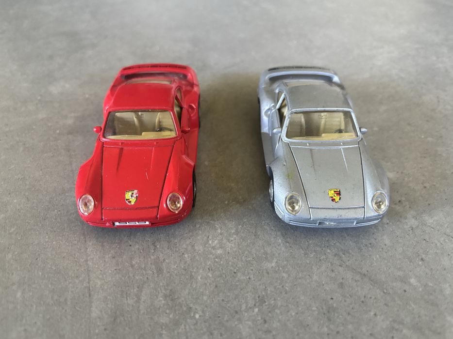 Modele MC Toy skala 1/36 2X Porsche 959 pull back made in Macau