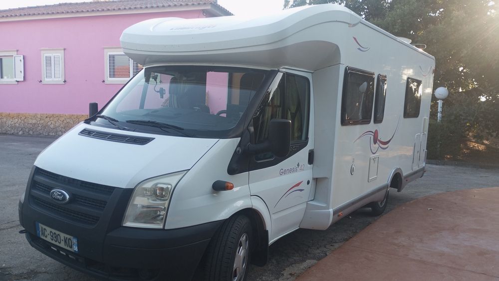Autocaravana cama central ar condicionado